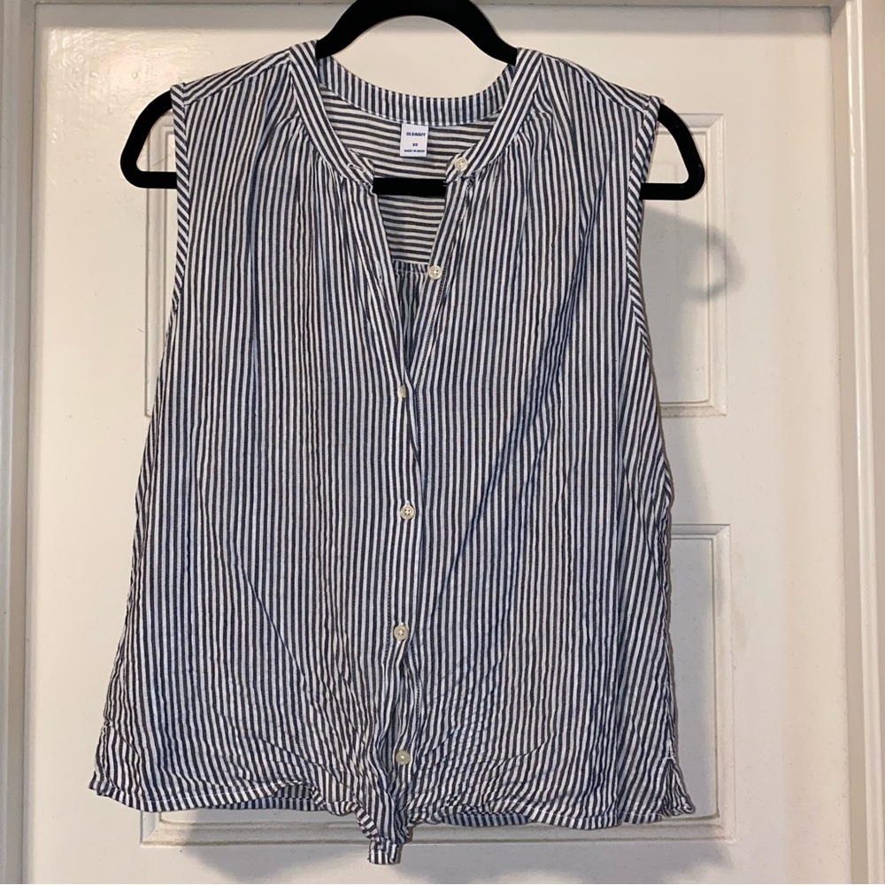 Old Navy Striped Muscle Tank Top - Blue & White